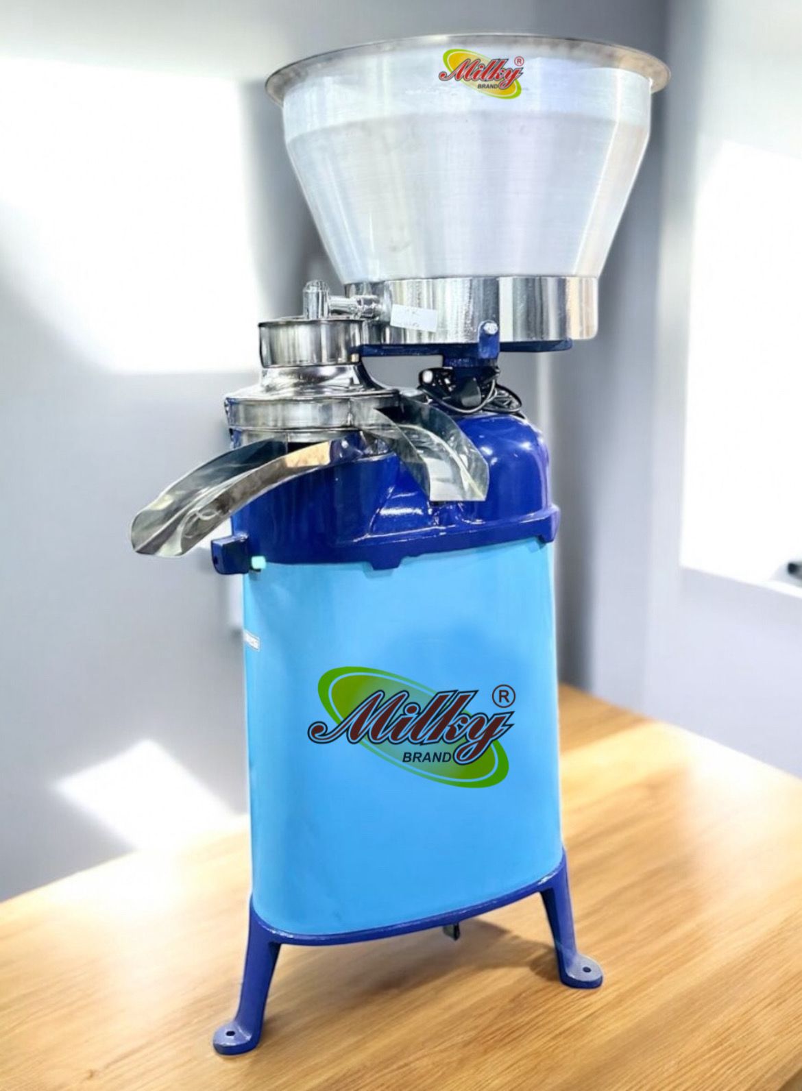 CREAM SEPARATOR (500 LPH MS)