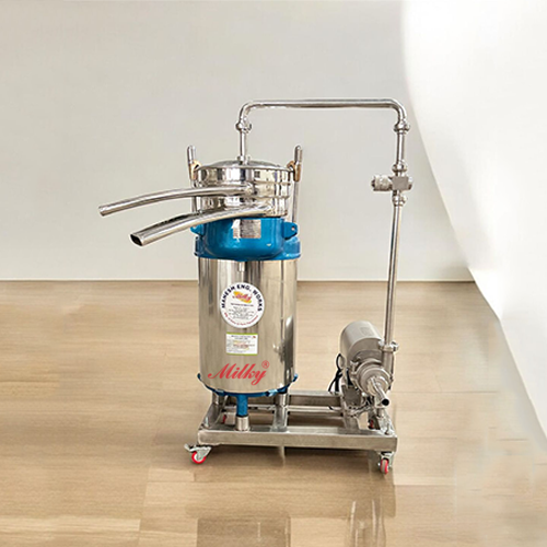 Cream Separator (1000 LPH SS Model with SS Pipe with Skid)